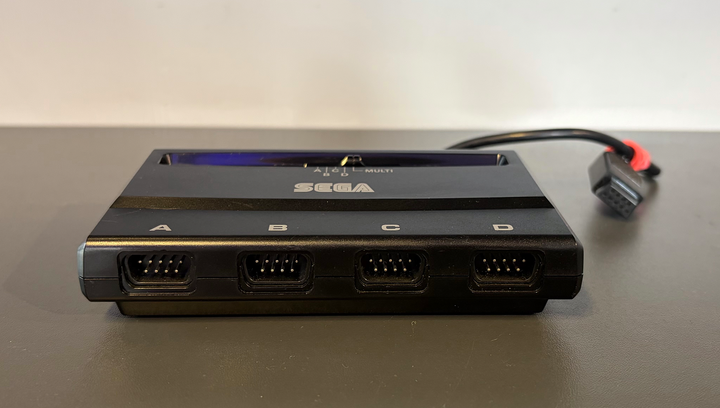 Multitap Проводной Sega Mega Drive HAA-2652 Adapter 4P Black 0.3m Б/У - изображение 4