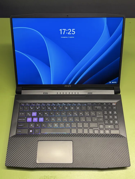 Ігровий ноутбук MSI Crosshair 16 HX / 16" (1920x1200) IPS / Intel Core i7-13620H (10 (16) ядер по 3.6 - 4.9 GHz) / 16 GB DDR5 / 1000 GB SSD / nVidia GeForce RTX 4070, 8 GB GDDR6, 128-bit / WebCam б/в - зображення 2