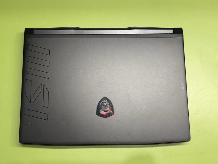 Ігровий ноутбук MSI Crosshair 16 HX / 16" (1920x1200) IPS / Intel Core i7-13620H (10 (16) ядер по 3.6 - 4.9 GHz) / 16 GB DDR5 / 1000 GB SSD / nVidia GeForce RTX 4070, 8 GB GDDR6, 128-bit / WebCam б/в - зображення 7