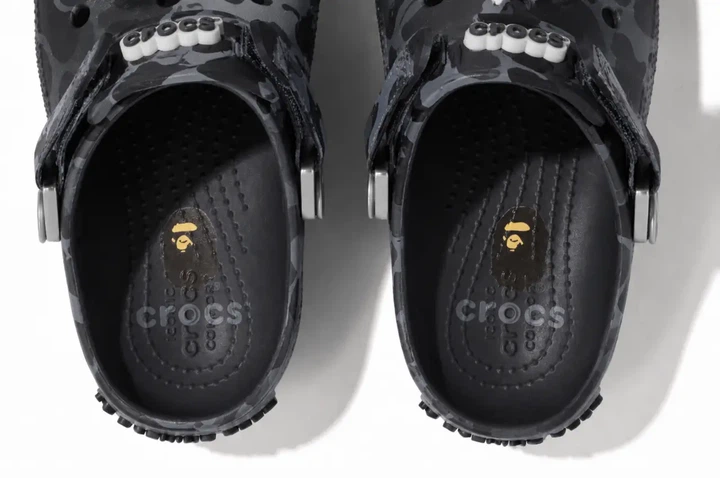 Кроксы BAPE, BAPE® X-CROCS - CLOG, унисекс (38–39) в черном цвете. - Фото 6 Кроксы BAPE, BAPE® X-CROCS - CLOG, унисекс (38–39) в черном цвете. - изображение 6