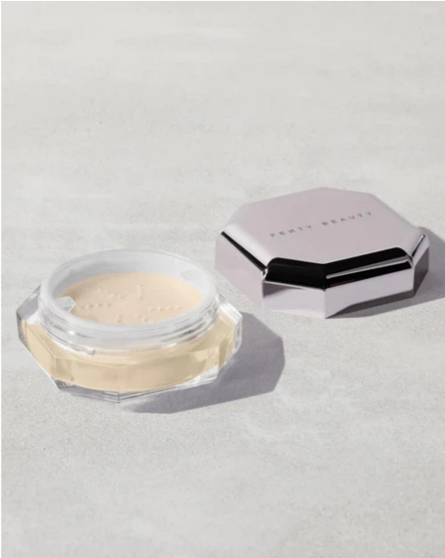 Фіксуюча пудра Fenty Beauty Set It Down Superfine Blurring Setting Powder (Butter 03) 15 g - Фото 1 Фіксуюча пудра Fenty Beauty Set It Down Superfine Blurring Setting Powder (Butter 03) 15 g - изображение 1