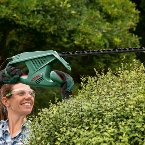 Кусторез аккумуляторный Bosch Easyhedgecut 45 длина ножа 45 см Зеленый (0600847A05) - Фото 3 Кусторез аккумуляторный Bosch Easyhedgecut 45 длина ножа 45 см Зеленый (0600847A05) - изображение 3