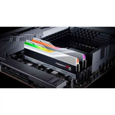Модуль пам\'яті для комп\'ютера DDR5 32GB (2x16GB) 6000 MHz Trident Z5 RGB Silver G.Skill (F5-6000J3636F16GX2-TZ5RS) - Фото 9 Модуль пам\'яті для комп\'ютера DDR5 32GB (2x16GB) 6000 MHz Trident Z5 RGB Silver G.Skill (F5-6000J3636F16GX2-TZ5RS) - зображення 9