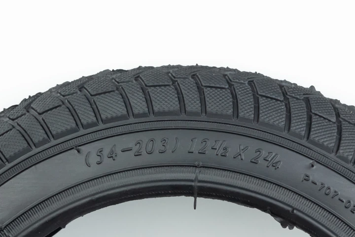 Шина 12" 1/2х2 1/4 (54-203) дорожная для велосипеда P707 - изображение 2