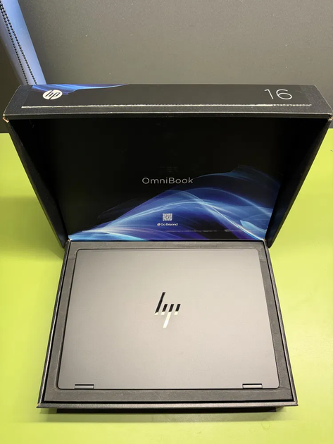 Ультрабук-трансформер HP OmniBook X Flip x360 / 16" (1920x1200) IPS Touch / Intel Core Ultra 5 226V (8 ядер по 2.1 - 4.5 GHz) / 16 GB DDR5 / 512 GB SSD / Intel Arc 130V GPU / WebCam - Б/В - Фото 2 Ультрабук-трансформер HP OmniBook X Flip x360 / 16" (1920x1200) IPS Touch / Intel Core Ultra 5 226V (8 ядер по 2.1 - 4.5 GHz) / 16 GB DDR5 / 512 GB SSD / Intel Arc 130V GPU / WebCam - Б/В - зображення 2