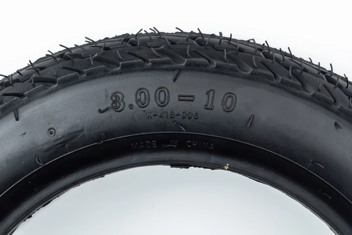 Шина 3,00-10 бескамерная шипованная «ёлка» для мототехники - изображение 2