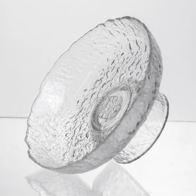 Фруктовниця скляна на ніжці тарілка для фруктів Ice Textured 15×7 см цукерниця ваза для фруктів Прозорий - зображення 5