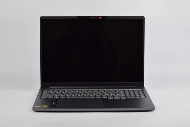 Ігровий ноутбук Lenovo IdeaPad Pro 5 16AKP10 Ryzen AI 7 350 / 32GB / 1TB / RTX 5050 / 16" 2.8K OLED 120Hz - зображення 6