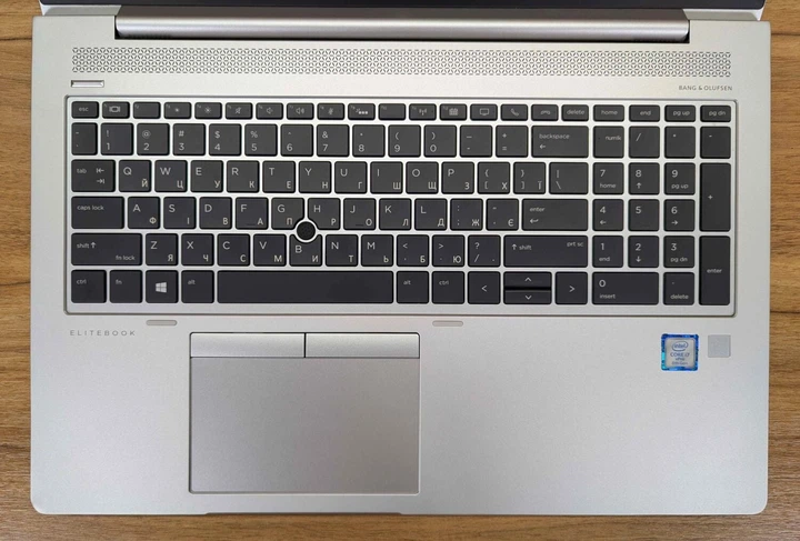 Ноутбук HP EliteBook 850 G6 / 15.6" (1920x1080) IPS / Intel Core i7-8665U (4 (8) ядра по 1.9 - 4.8 GHz) / 16 GB DDR4 / 512 GB SSD / Intel UHD Graphics / WebCam / Fingerprint / Windows 10 б/у - Фото 3 Ноутбук HP EliteBook 850 G6 / 15.6" (1920x1080) IPS / Intel Core i7-8665U (4 (8) ядра по 1.9 - 4.8 GHz) / 16 GB DDR4 / 512 GB SSD / Intel UHD Graphics / WebCam / Fingerprint / Windows 10 б/у - изображение 3