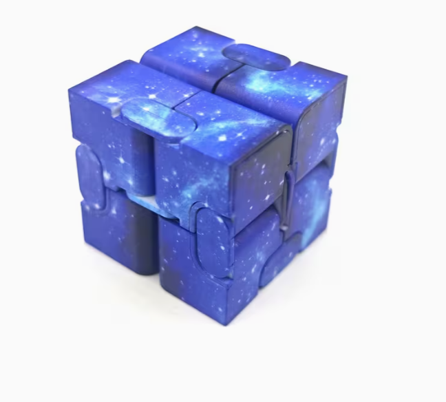 Магический кубик с бесконечными вариантами, куб антистресс CRAZY CUBE голубая пластиковая игрушка - Фото 2 Магический кубик с бесконечными вариантами, куб антистресс CRAZY CUBE голубая пластиковая игрушка - изображение 2