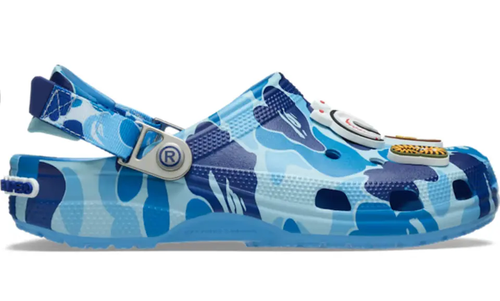 Чоловічі крокси Crocs x A Bathing Ape Camo Blue (43-44, синій) - Фото 3 Чоловічі крокси Crocs x A Bathing Ape Camo Blue (43-44, синій) - зображення 3