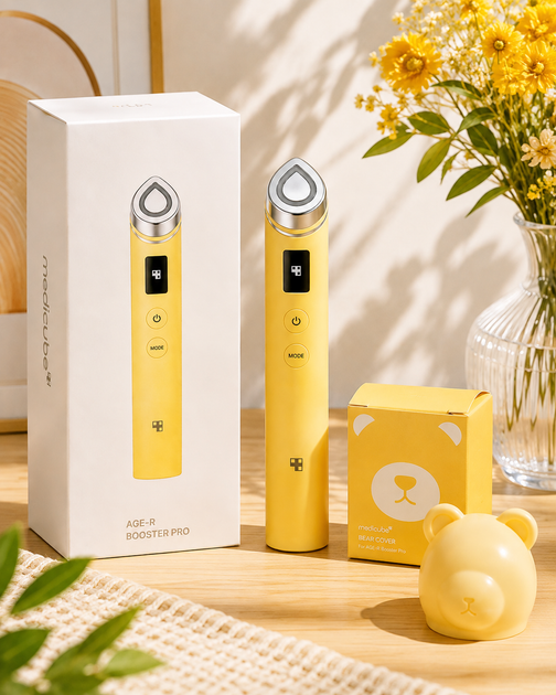 Пристрій для домашнього догляду за шкірою 6 в 1 Medicube AGE-R Booster Pro Yellow + захисна кришка «Ведмедик» - зображення 2
