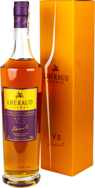 Коньяк Lheraud VS 0.7 л 40% у подарунковій упаковці (3558270000147) - Фото 1 Коньяк Lheraud VS 0.7 л 40% у подарунковій упаковці (3558270000147) - зображення 1