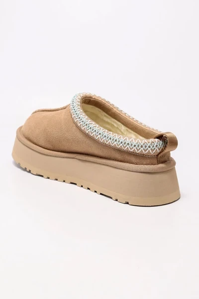 Уги сліпери на платформі UGG Women's Tazz Slipper Sand 39 розмір пісочні - Фото 4 Уги сліпери на платформі UGG Women's Tazz Slipper Sand 39 розмір пісочні - зображення 4
