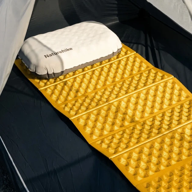 Килимок туристичний складаний одномісний IXPE Naturehike CNK2650WS010 з алюмінієвою плівкою, 200x60x2.3 см, жовтий (FNR_6977465865670) - зображення 3