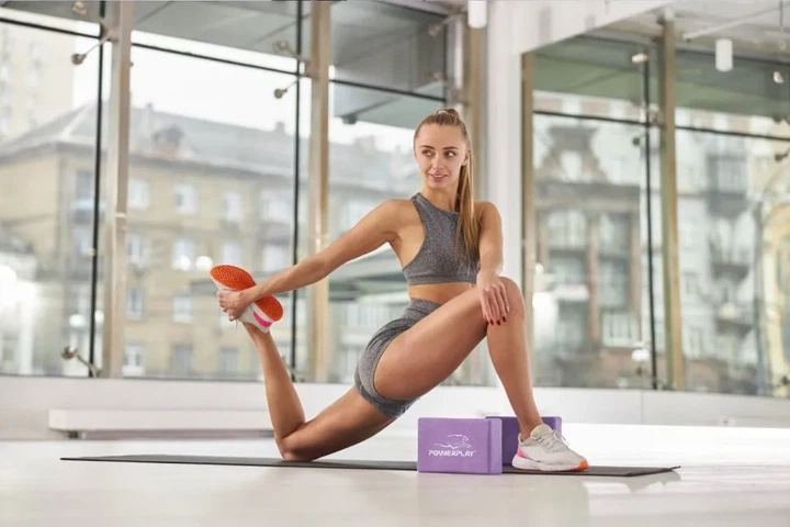 Блок для йоги PowerPlay 4006 Yoga Brick Фіолетовий (PP_PP_4006_Violet_Yoga_Brick) - зображення 2