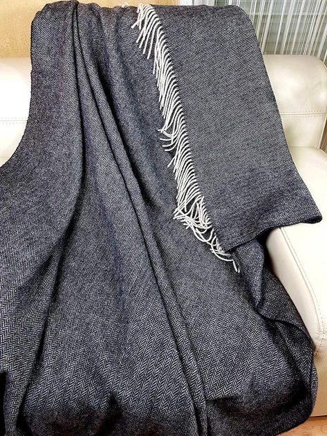 Плед 100% вовна Lambswool 140x200 см Темно-сірий - Фото 4 Плед 100% вовна Lambswool 140x200 см Темно-сірий - зображення 4