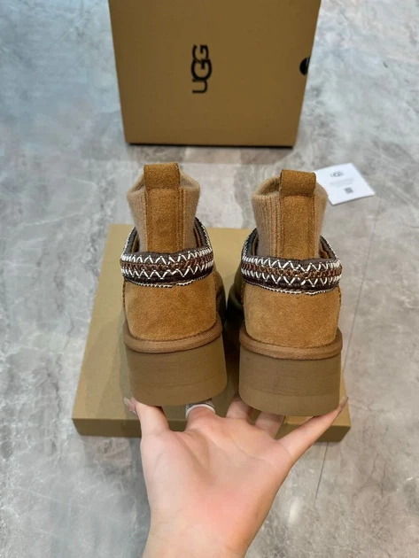 Уги шкарпетка UGG Tazz Platform Knit chestnut 36 розмір коричневі - Фото 4 Уги шкарпетка UGG Tazz Platform Knit chestnut 36 розмір коричневі - изображение 4