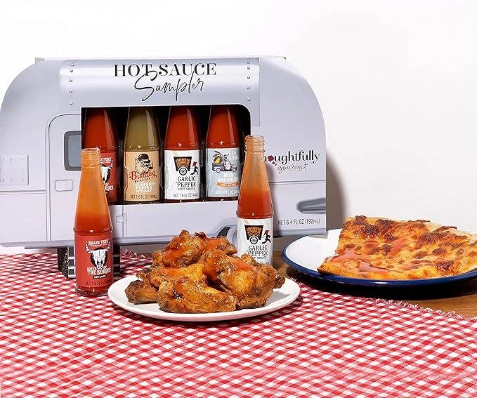 Набір гострих соусів Thoughtfully Gourmet Hot Sauce Sampler 4 шт 192 мл - Фото 3 Набір гострих соусів Thoughtfully Gourmet Hot Sauce Sampler 4 шт 192 мл - зображення 3