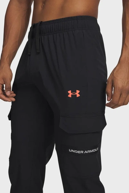 Чоловічі чорні спортивні штани UA Tech Utility Woven Pant Under Armour M 6004966-003 - Фото 4 Чоловічі чорні спортивні штани UA Tech Utility Woven Pant Under Armour M 6004966-003 - зображення 4
