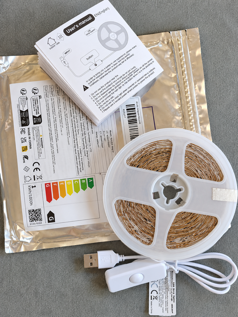 Світлодіодна 10м LED стрічка із кнопкою, USB 5V, стрічка для підсвічування кімнат, поверхонь. - зображення 9