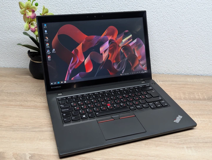 Ноутбук Lenovo ThinkPad T450: 14 сенсорный, Intel Core i5-5300U, 8GB DDR3, Intel HD Graphics, SSD 128Gb(2АКБ) - Б/У - Фото 1 Ноутбук Lenovo ThinkPad T450: 14 сенсорный, Intel Core i5-5300U, 8GB DDR3, Intel HD Graphics, SSD 128Gb(2АКБ) - Б/У - изображение 1