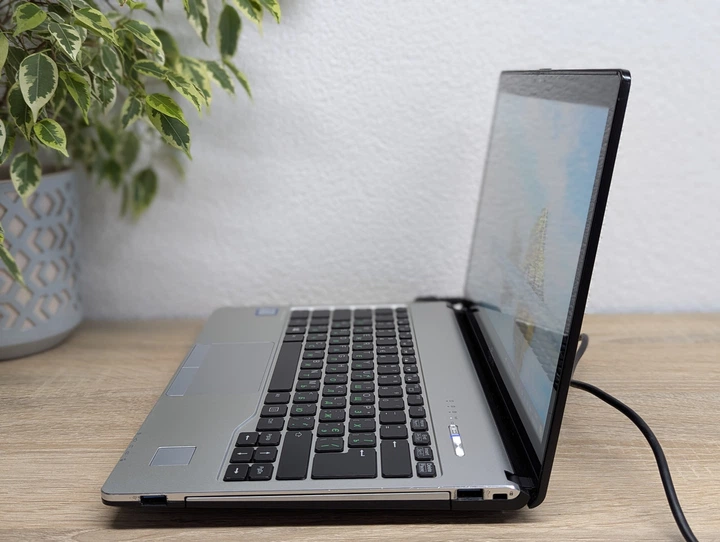 Ноутбук Fujitsu S936:13 Full HD сенсорний,Intel Core i5-6300U,8 GB DDR4,Intel HD,SSD 128Gb - Б/У - изображение 4