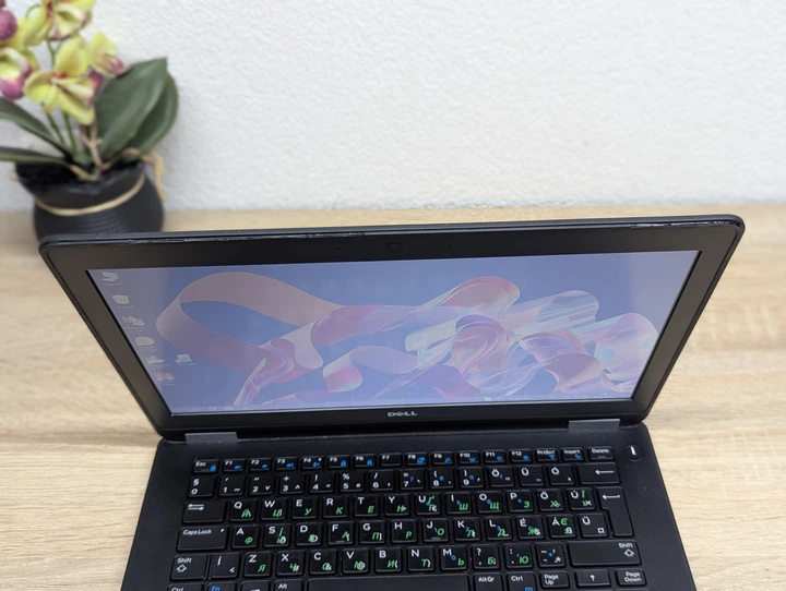 Ноутбук Dell Latitude E7270: 12, Intel Core i5-6300U,8 GB DDR4, Intel HD Graphics, SSD 256Gb - Б/У - Фото 7 Ноутбук Dell Latitude E7270: 12, Intel Core i5-6300U,8 GB DDR4, Intel HD Graphics, SSD 256Gb - Б/У - изображение 7