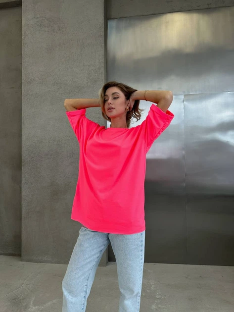 Жіноча однотонна футболка oversize / Рожевий one-size / BASED 0126820 - Фото 1 Жіноча однотонна футболка oversize / Рожевий one-size / BASED 0126820 - зображення 1