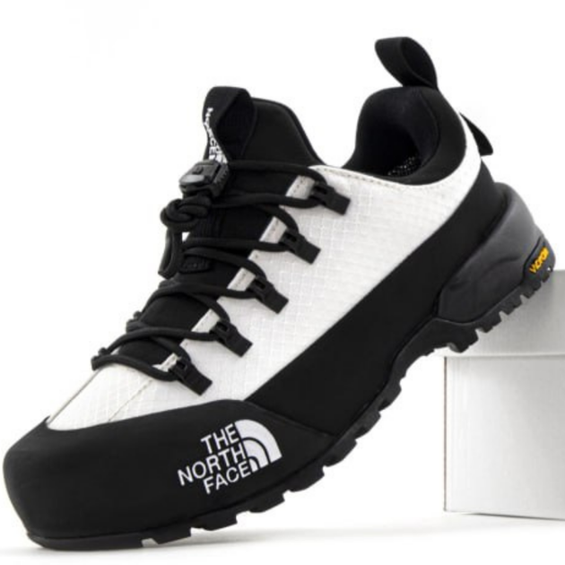 Кроссовки зимние мужские The North Face Glenclyffe Low White Dune Anthracite / кроссовки Зе норт фейс белые с черным низкие 43 - Фото 1 Кроссовки зимние мужские The North Face Glenclyffe Low White Dune Anthracite / кроссовки Зе норт фейс белые с черным низкие 43 - изображение 1