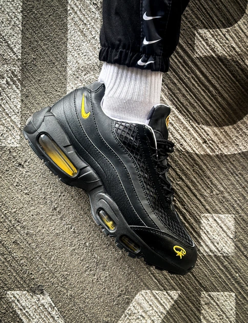 Кроссовки мужские Ni Air Max 95 SP Corteiz Black/Tour Yellow / Най аир макс 95 черные с желтым 42 - Фото 4 Кроссовки мужские Ni Air Max 95 SP Corteiz Black/Tour Yellow / Най аир макс 95 черные с желтым 42 - изображение 4