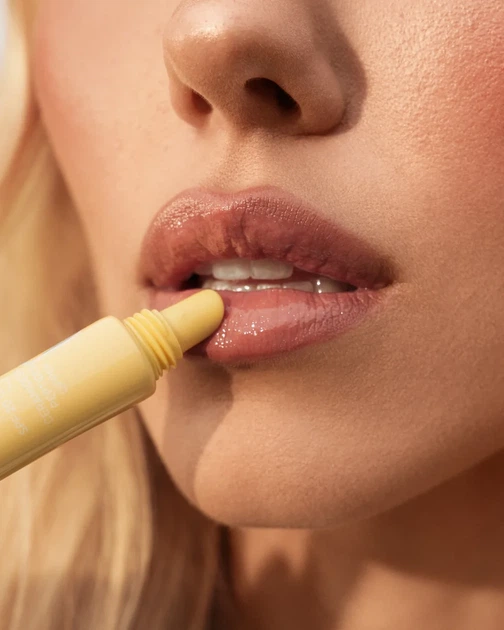Ліпер для губ Lipss Banana Lipper SPF20 Банан 9 мл (4041) - зображення 4