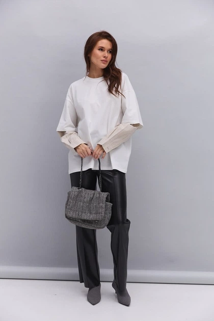 Жіночий oversize лонгслів молочний з сорочковими рукавами в смужку Arjen 22296, розмір універсальний - Фото 8 Жіночий oversize лонгслів молочний з сорочковими рукавами в смужку Arjen 22296, розмір універсальний - зображення 8
