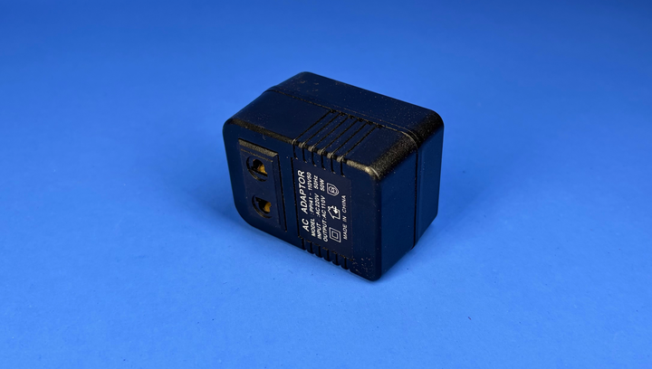 Преобразователь Напряжения Proinstal 220-110V 50W 25Вт Black - изображение 3