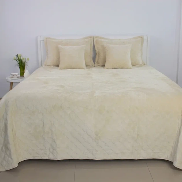 Покривало ТЕП "VELOUR" Бежеве, 180x240 - Фото 1 Покривало ТЕП "VELOUR" Бежеве, 180x240 - изображение 1