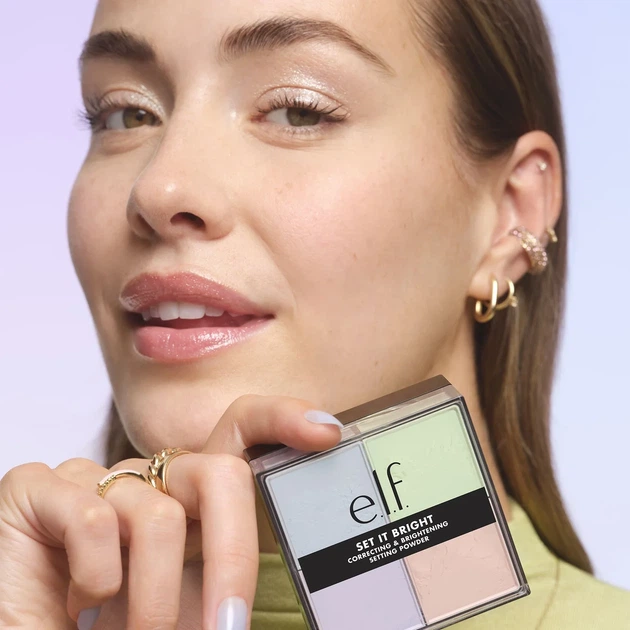 Пудра e.l.f. Сosmetics "Light" Set It Bright Powder Quad - зображення 4