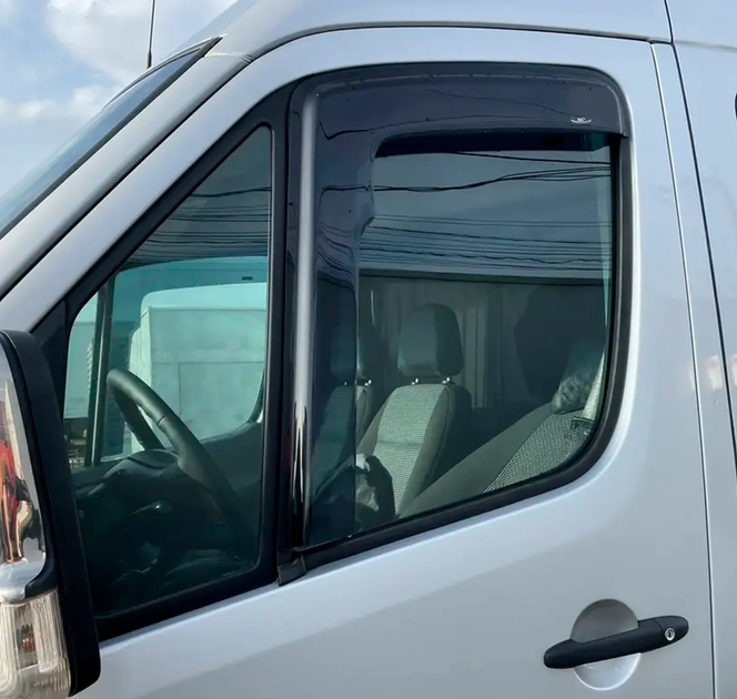 Ветровики на окна (2 шт, HIC) для Mercedes Sprinter W906 2006-2018 гг - изображение 2