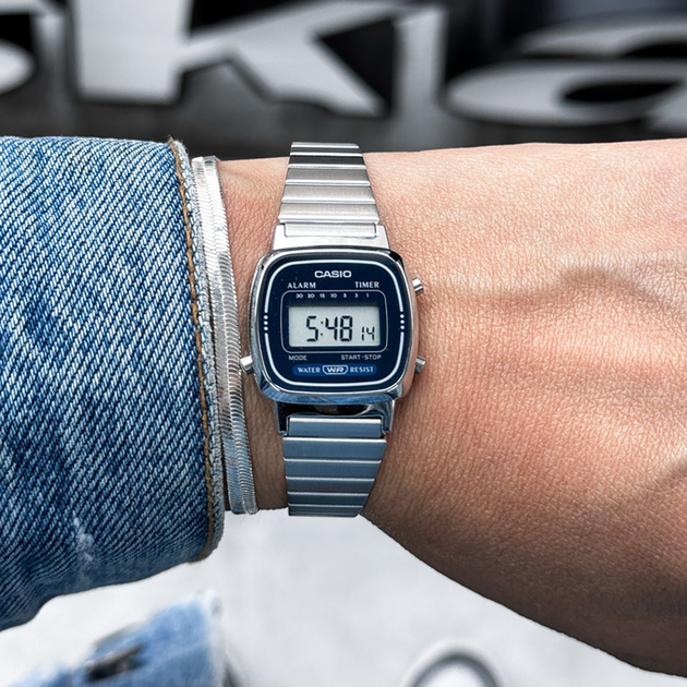 Наручний годинник CASIO LA670WA-2DF - Фото 6 Наручний годинник CASIO LA670WA-2DF - зображення 6