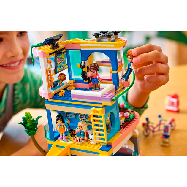 Конструктор LEGO Friends Клубный дом друзей HLC 794 детали (42689) - изображение 7