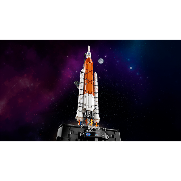 Конструктор LEGO Technic Ракета с системой космического запуска NASA Artemis 632 детали (42221) - изображение 6
