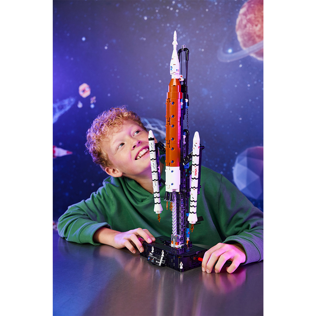 Конструктор LEGO Technic Ракета с системой космического запуска NASA Artemis 632 детали (42221) - изображение 9
