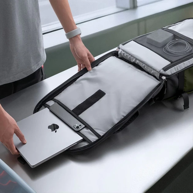 Рюкзак Tech-Protect Defender S70 Ryanair & Wizzair Travel Laptop Cabin 24L 40x30x20 Military Green (5906302324576) - изображение 10