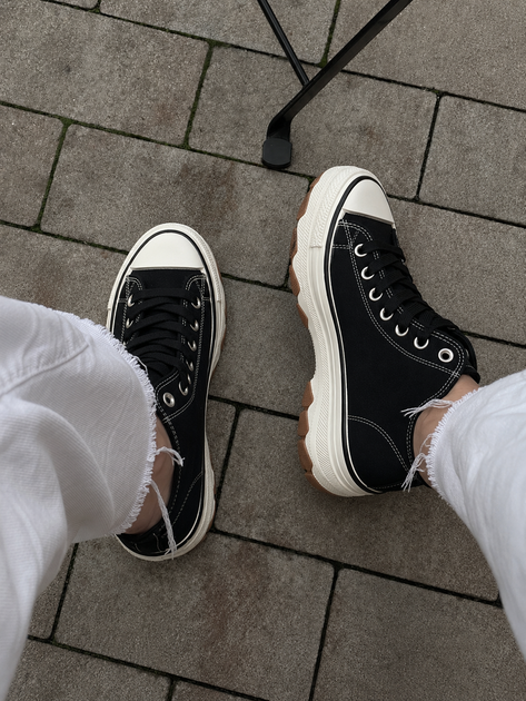 Высокие кеды в стиле Converse Женские Navigator Черно-белый 36 (23,5 cм) Код: B26348 black-white - Фото 2 Высокие кеды в стиле Converse Женские Navigator Черно-белый 36 (23,5 cм) Код: B26348 black-white - изображение 2