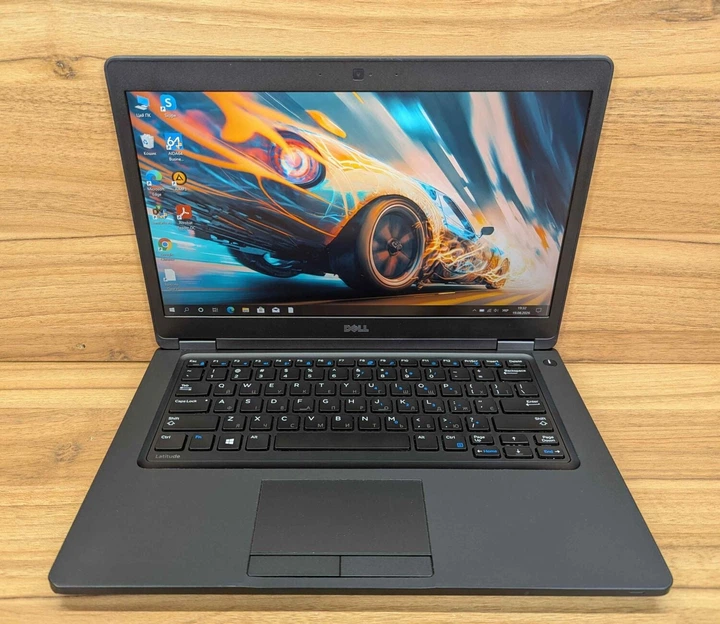 Ультрабук Dell Latitude 5480 / 14" (1920x1080) IPS / Intel Core i5-6300U (2 (4) ядра по 2.4 - 3.0 GHz) / 8 GB DDR4 / 256 GB SSD / Intel HD Graphics 520 / USB Type-C / WebCam / Windows 10 б/у - Фото 2 Ультрабук Dell Latitude 5480 / 14" (1920x1080) IPS / Intel Core i5-6300U (2 (4) ядра по 2.4 - 3.0 GHz) / 8 GB DDR4 / 256 GB SSD / Intel HD Graphics 520 / USB Type-C / WebCam / Windows 10 б/у - изображение 2