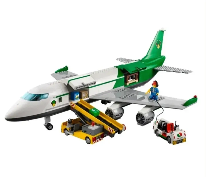 Конструктор Cargo Terminal Airport Вантажний термінал 658 деталей - зображення 3
