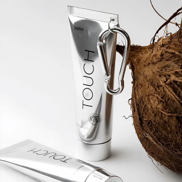 TOUCH Silver Line Coconut Крем для рук кокос з карабіном, 30 мл - Фото 5 TOUCH Silver Line Coconut Крем для рук кокос з карабіном, 30 мл - зображення 5