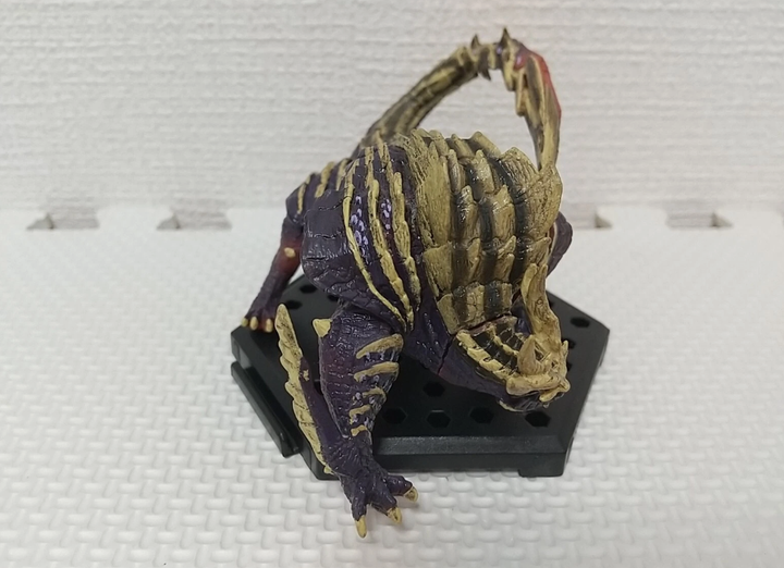 Фигурка Нергиганте Monster Hunter 12 см — Коллекционная модель монстра Nergigante - Фото 4 Фигурка Нергиганте Monster Hunter 12 см — Коллекционная модель монстра Nergigante - изображение 4