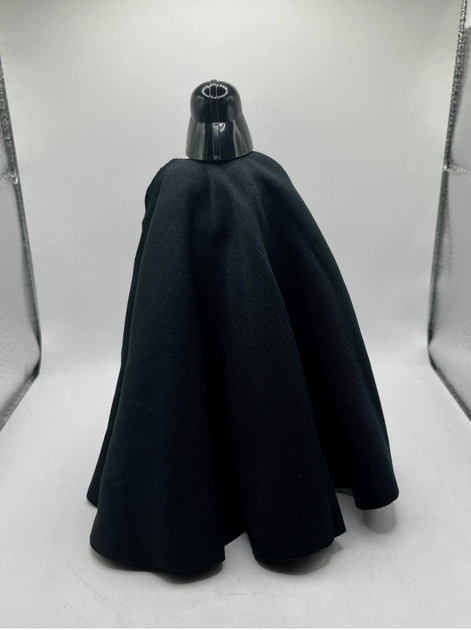 Фигурка игрушка Darth Vader Star Wars Black Series — коллекционная подвижная action figure Дарт Вейдер со световым мечом 15 см - Фото 4 Фигурка игрушка Darth Vader Star Wars Black Series — коллекционная подвижная action figure Дарт Вейдер со световым мечом 15 см - изображение 4