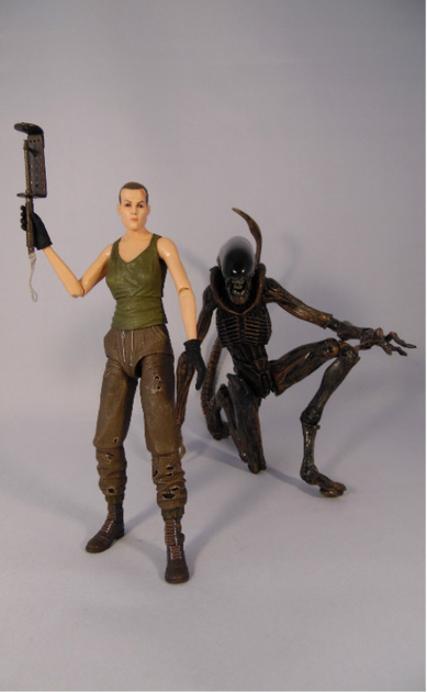 Коллекционная фигурка Эллен Рипли / Ellen Ripley Чужой 3 / Alien 3 18 см — Ellen Ripley action figure - изображение 5