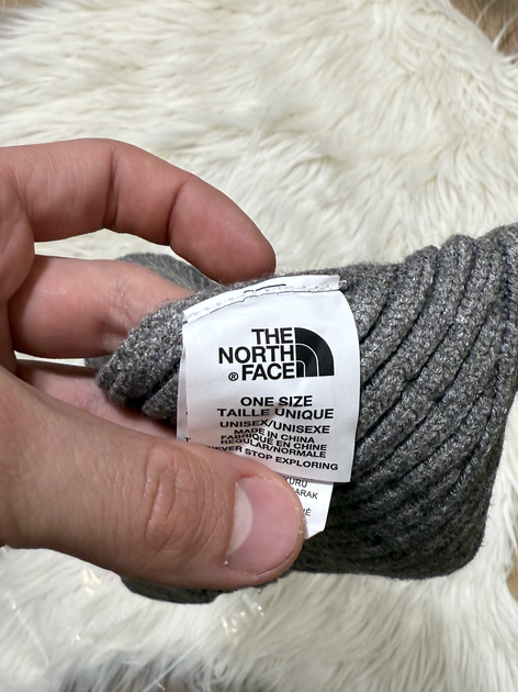 Шапка The North Face унисекс серого цвета One Size (zsr-lk1-qwt) - Фото 5 Шапка The North Face унисекс серого цвета One Size (zsr-lk1-qwt) - изображение 5